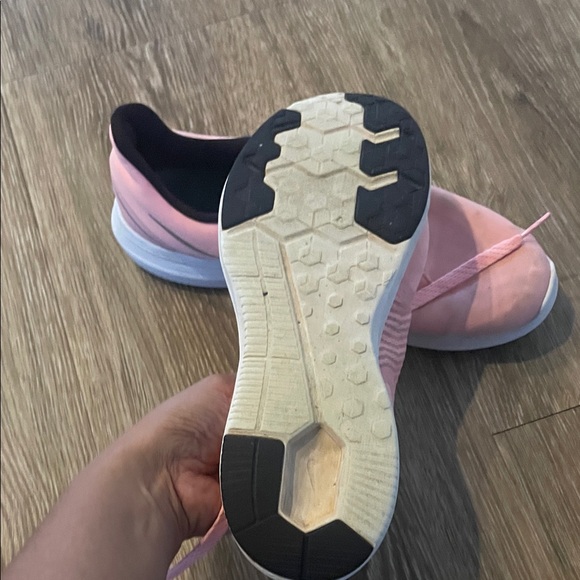 Nike Pink Women's Athletic Shoes - Picture 9 of 10